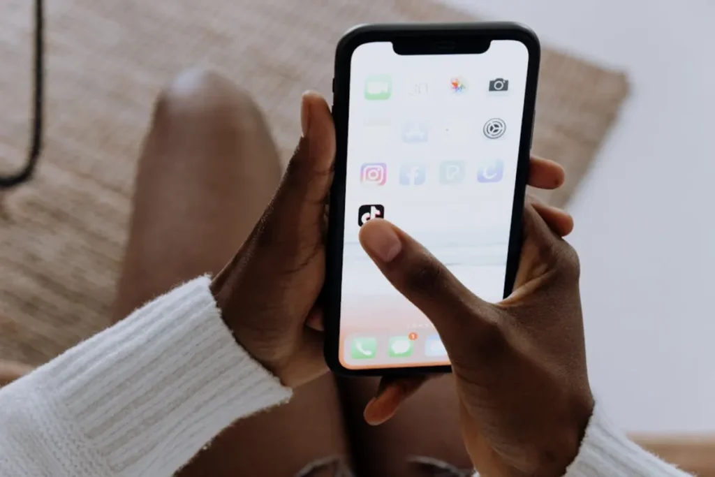 TikTok Viewer: What It Is and How People Use It